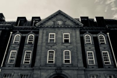 Cohen Quad main entrance from Walton Street